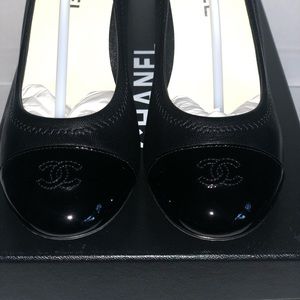Chanel Pumps